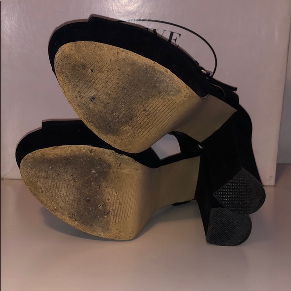 Downsizing - Picture 6 of 8